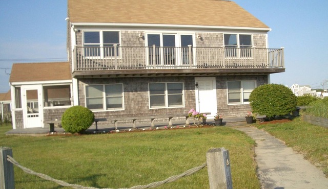 Charming Cape Cod Cottage Across From The Beautiful Craigville Family Beach in Centerville