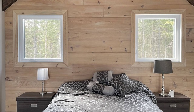 Charming chalet with WiFi in Saint-Donat