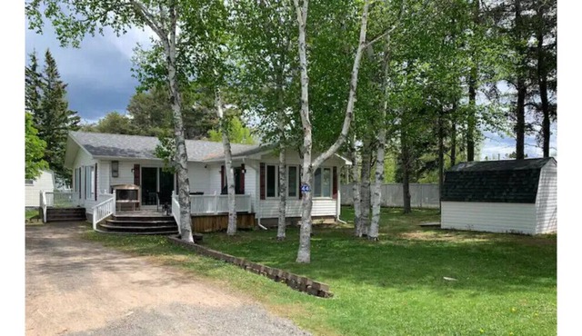 Charming Parlee Beach Vacation cottage