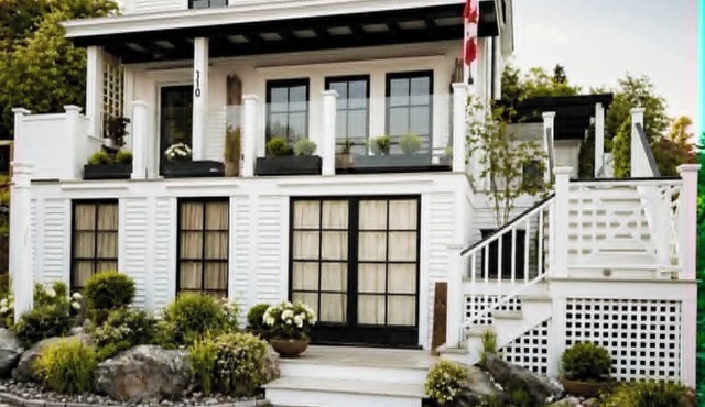 Classic maritime living; islands, water, wildlife & quiet forest trails.relax