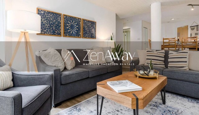 ❄︎Cloud Nine❄︎ | 2 BR Heated Pool & Hot Tub | Mountain Views | Free Parking