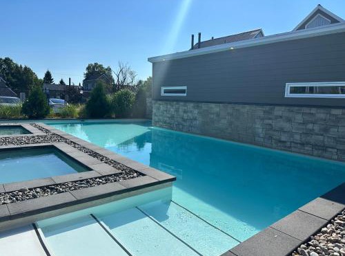 Condos Vacances MSA 2CH - incluant piscine et spas extérieurs OUVERTS À L'ANNÉE!