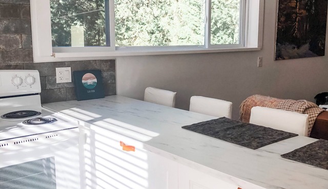 Country Spa Getaway near Powell River.
