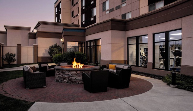 Courtyard by Marriott Edmonton West