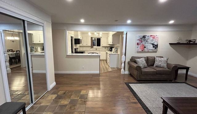 Cozy 3BR Cottage Near Lake Simcoe