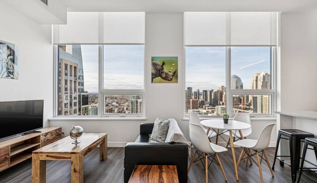 Cozy & Chic 1BR in Calgary | BLVD Beltline