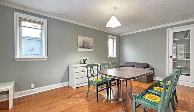 Cozy Home In Toronto CL to Downtown, Bluff Park & Lake Trails