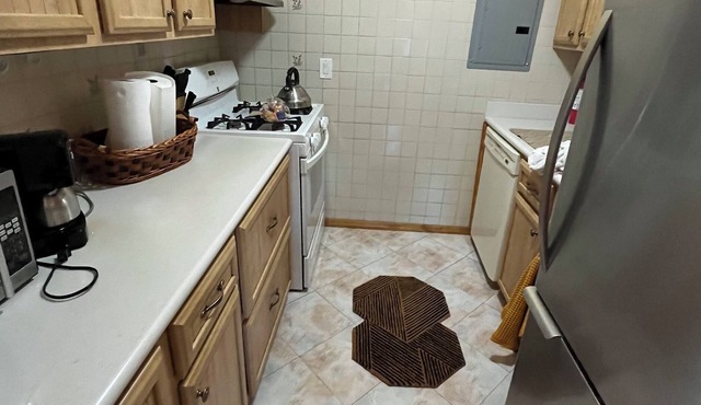 Cozy & quite your home away from home. Public transport steps away