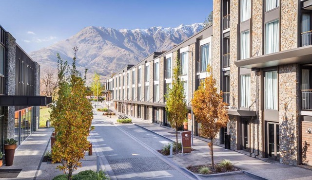 DoubleTree by Hilton Queenstown
