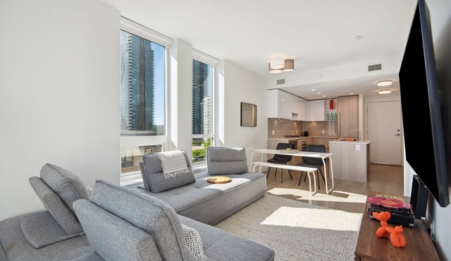 Executive New Westminster condo steps to water, downtown, and skytrain!