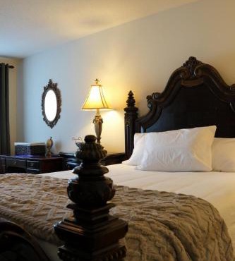 Fosterbrook Parkside Retreat