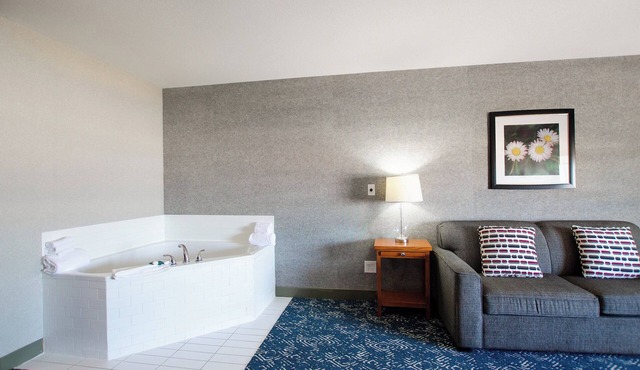 Four Points by Sheraton Saskatoon