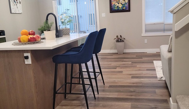 FULL HOUSE (3 beds)-A place fully feel like home