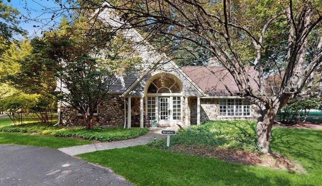 Golf Front Home with Course View, WiFi, Patio & Grill