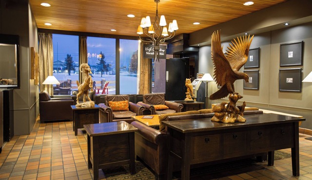 Grande Cache Hotel