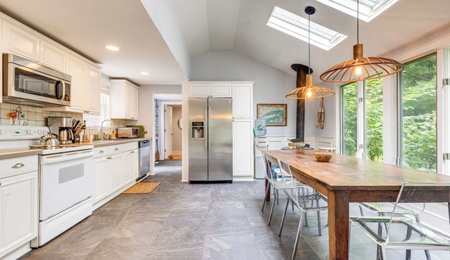 Hamptons Vacation Rental w/Saltwater Pool