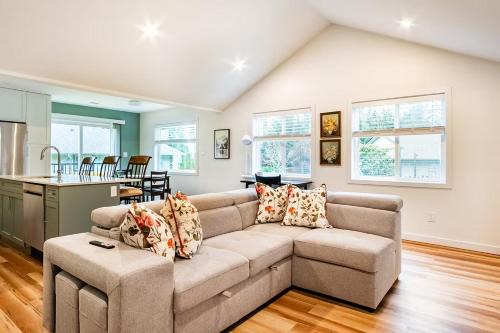 Harbourview Hideaway Sooke