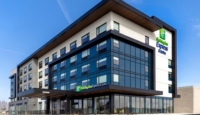 Holiday Inn Express & Suites St Thomas