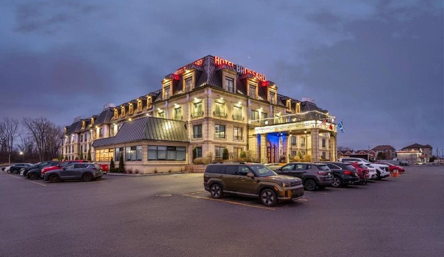 Hotel Brossard, an Ascend Collection Hotel