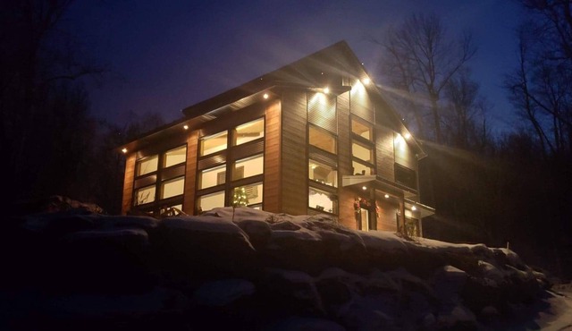 House with 4 bedrooms and 2 bathrooms