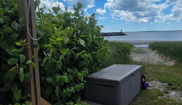 Hunts Point Beachside Suite #11