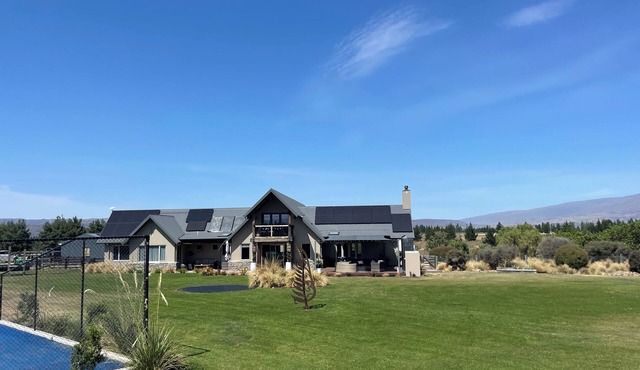 Kaihanu Lodge Luxury Suites for 4