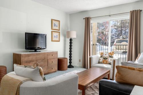 Kimberley Escape: 1BR+Studio w/Hot Tub, Pool, BBQ
