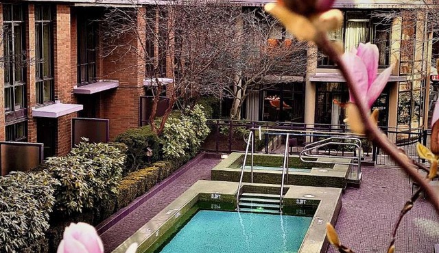 L'Hermitage Hotel