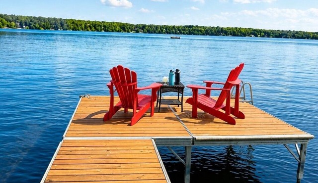 Lakefront Family Cabin 5BR Sauna+Hot tub