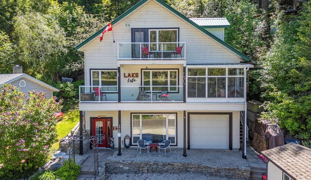 Lakeside Haven