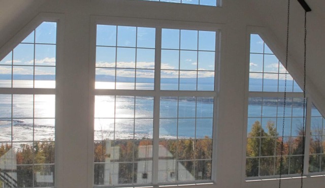 Le Fluvial - With stunning view of the Saint-Lawrence river!