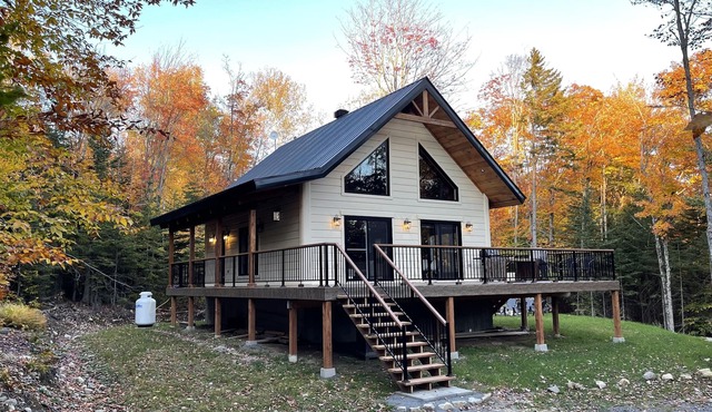 Le P’tit Rustique - Cozy Chalet (5-min walk to dock)