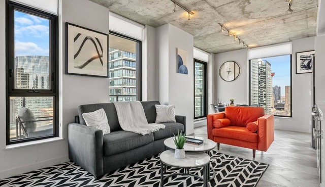 Luxe Modern Escape W/Tower Views