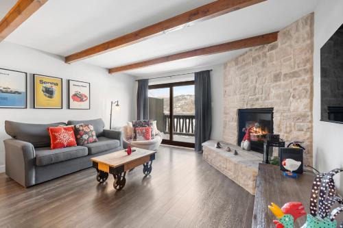 Luxury Condominium with Rustic Minimalist Style