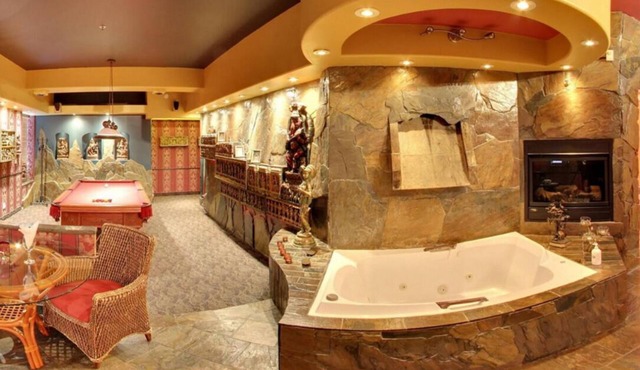 Mariaggi's Theme Suite Hotel & Spa