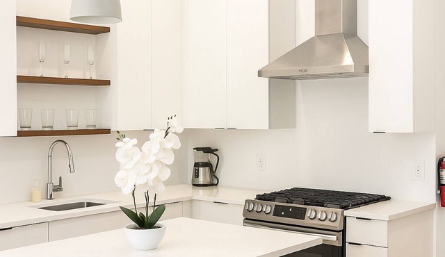 Modern 3bd, 2bth apt in Jersey City near Manhattan