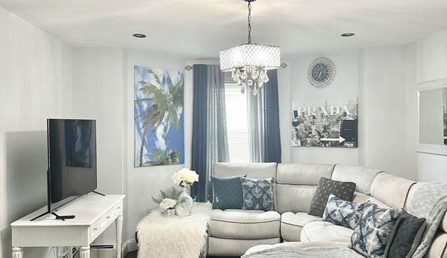 MODERN LUXE 2 - 4BEDROOMS/4BEDS/1SOFA - APARTMENT