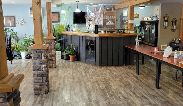 North Shore Wayside Inn