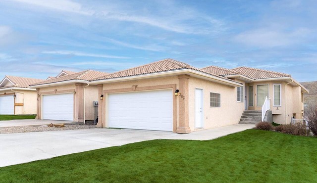 Paradise Canyon Golf Resort - Signature Condo 382