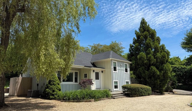 Peaceful and Private 4-Bedroom Home in Southampton