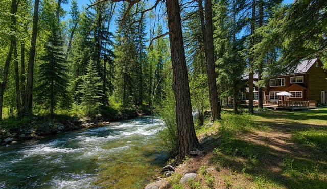 Pet Friendly Riverfront Cabin in Durango