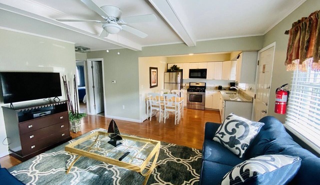 PREMIER HOST-2BR SEASIDE PARK SUITE#2, One Short Block to Beach,Kit,Liv. Room