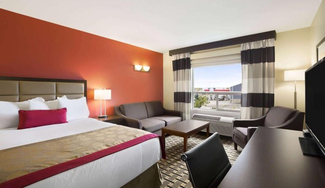 Ramada by Wyndham Edson