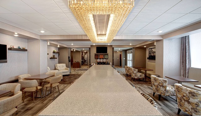 Ramada by Wyndham St. Paul AB