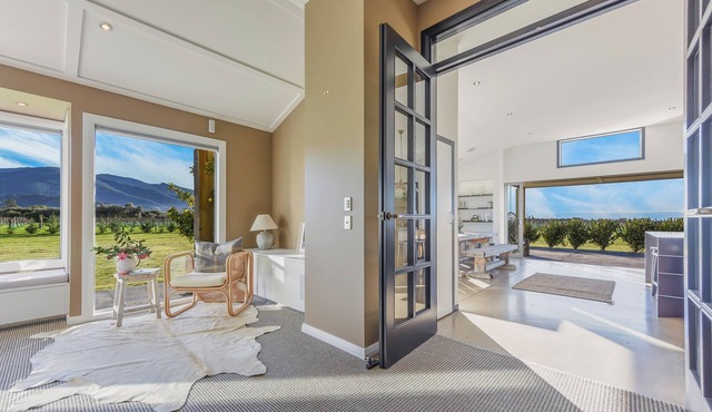 Rapaura Vineyard Escape - Blenheim Retreat
