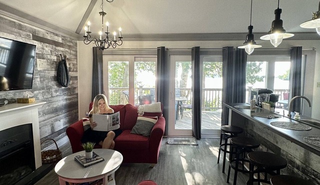 Relaxing Farmhouse Escape
