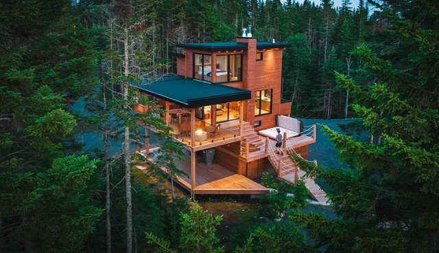 RidgeView - Panoramic View and Spa near Quebec city