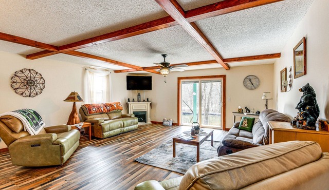 Riverfront Peru Cabin ~ 2 Mi to Lake Champlain!