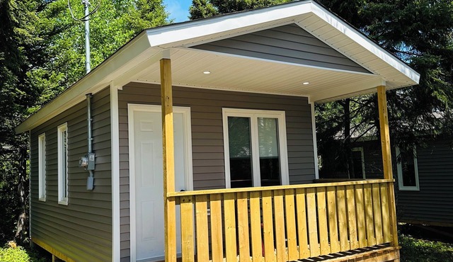Rustic Wave Cottages-Mini Chalet #9