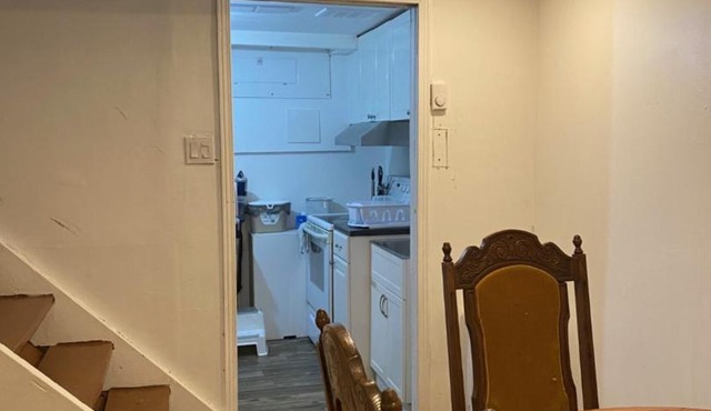 Self-contained 1-Bedroom Basement Unit